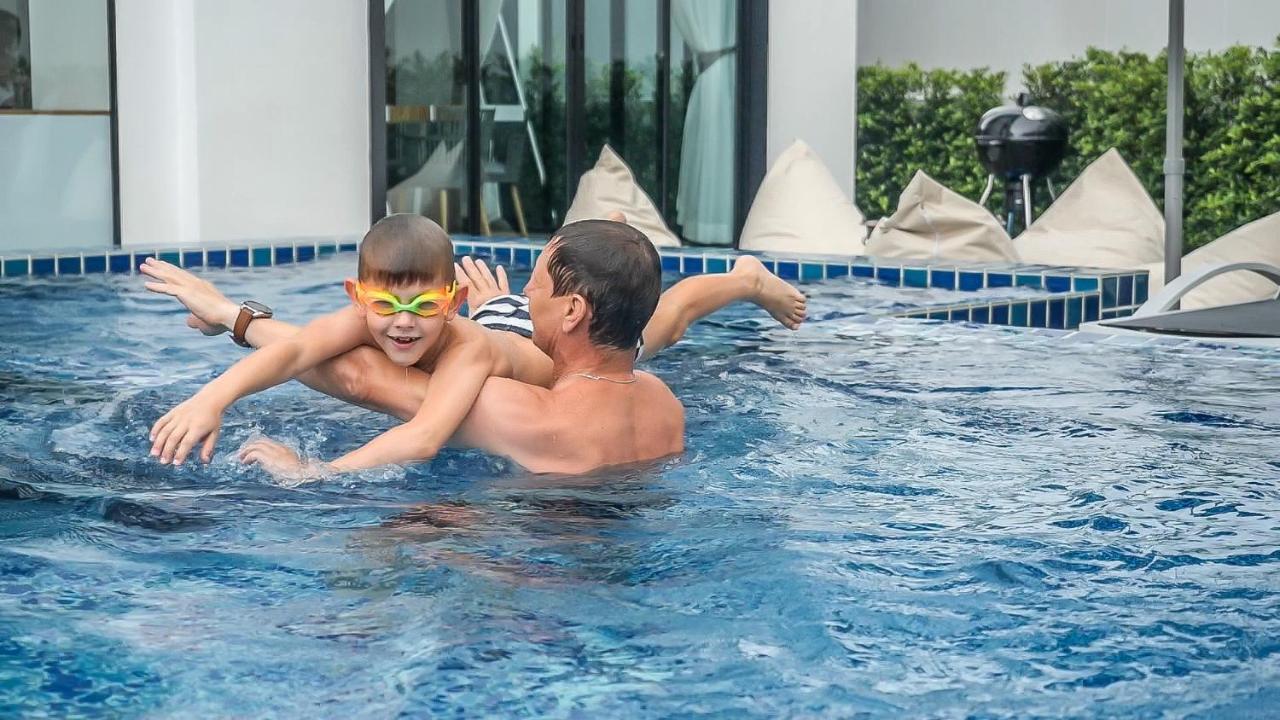 Happy Family Villa プーケット エクステリア 写真